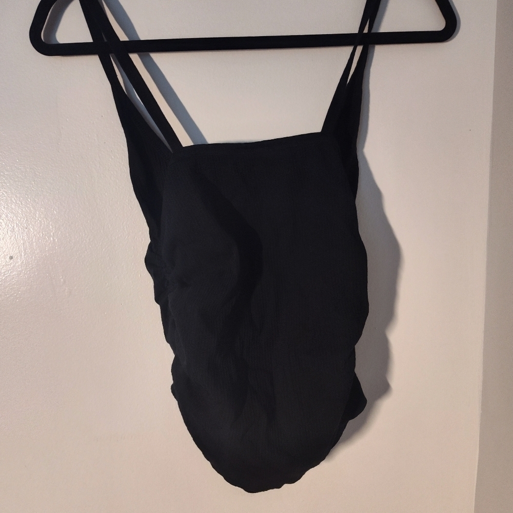 Black Sleeveless Top Ruched Sides - Picture 3 of 3